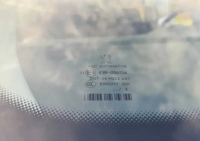 PEUGEOT 3008 1.6 HDi Premium