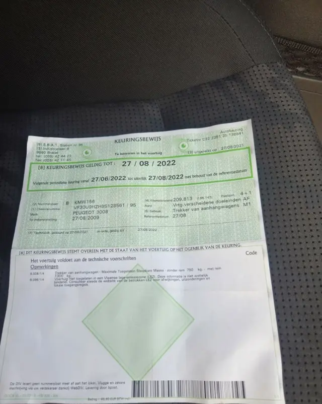 PEUGEOT 3008 1.6 HDi Premium