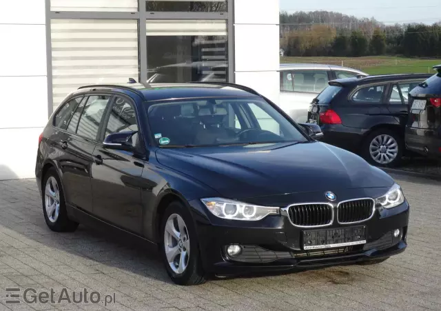 BMW Seria 3 320d DPF Touring Blue Performance Edition Fleet