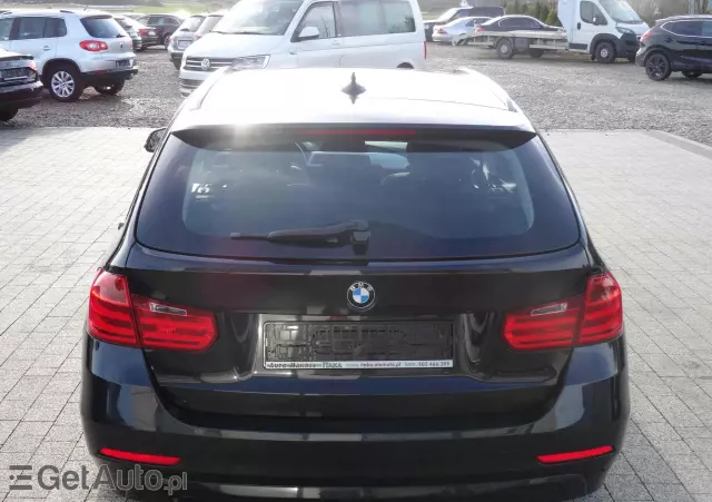 BMW Seria 3 320d DPF Touring Blue Performance Edition Fleet