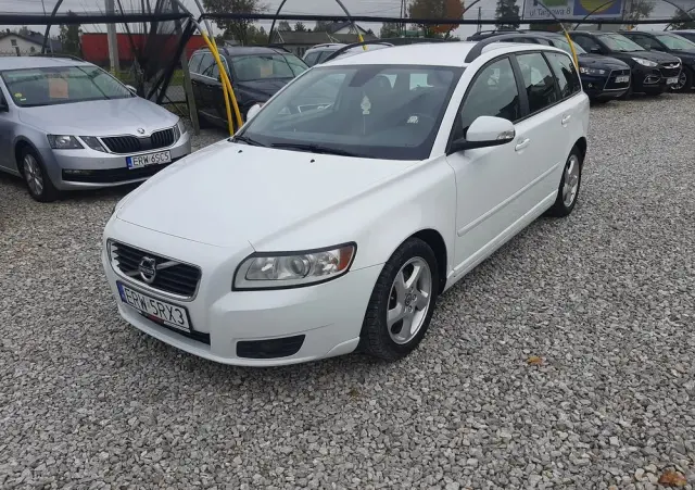 VOLVO V50 D2 Kinetic