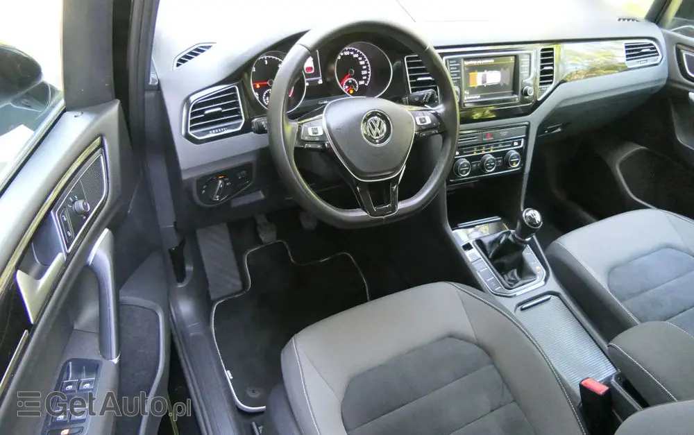 VOLKSWAGEN Golf Sportsvan SV 1.6 TDI BMT Highline