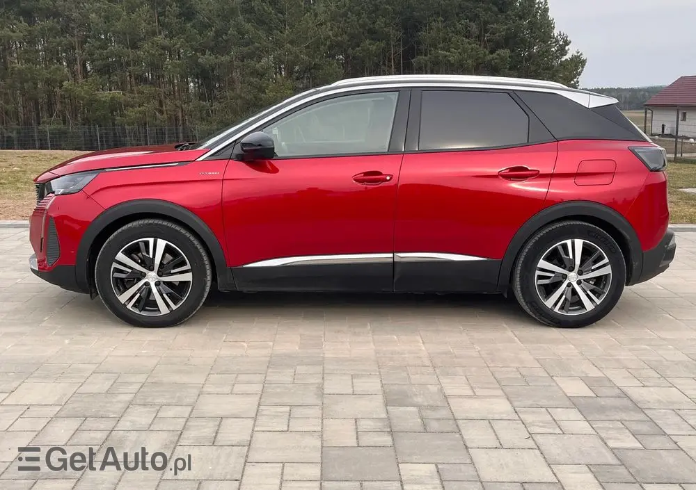 PEUGEOT 3008 225 e-EAT8 Allure
