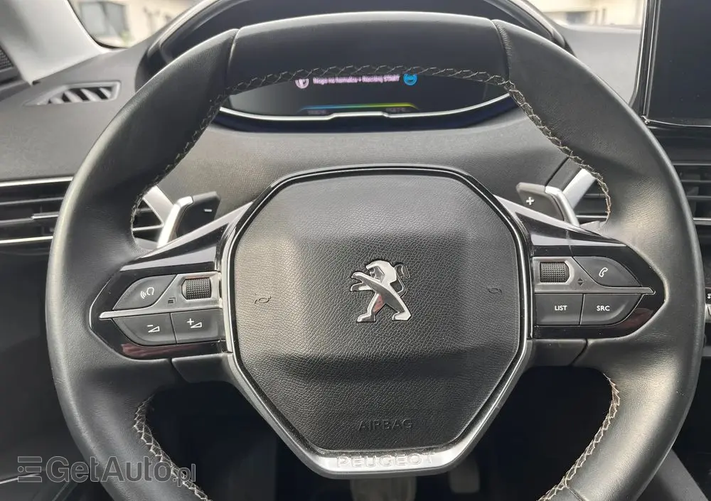 PEUGEOT 3008 225 e-EAT8 Allure