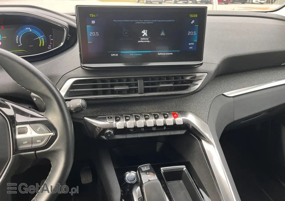 PEUGEOT 3008 225 e-EAT8 Allure