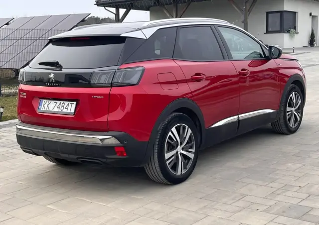 PEUGEOT 3008 225 e-EAT8 Allure