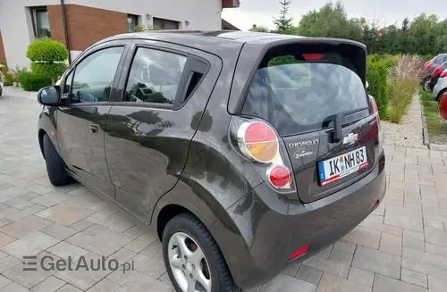 CHEVROLET Spark 