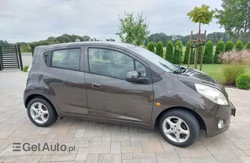 CHEVROLET Spark 