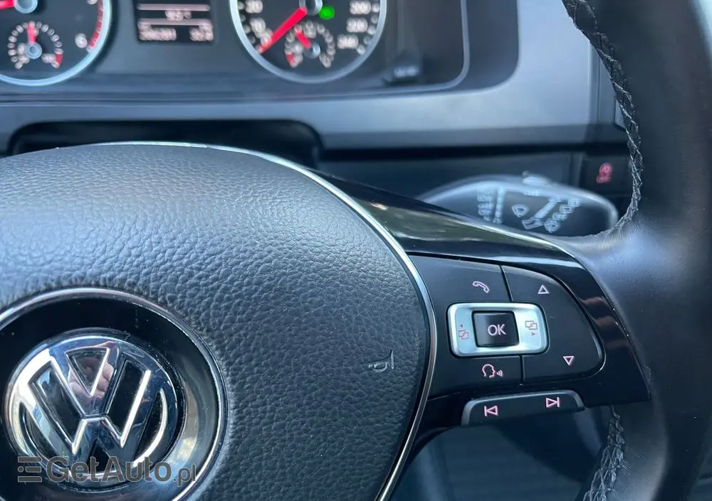 VOLKSWAGEN Caravelle 2.0 TDI L1 Highline DSG