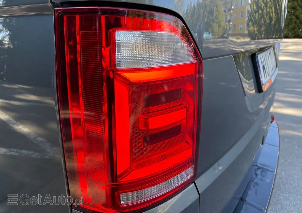 VOLKSWAGEN Caravelle 2.0 TDI L1 Highline DSG