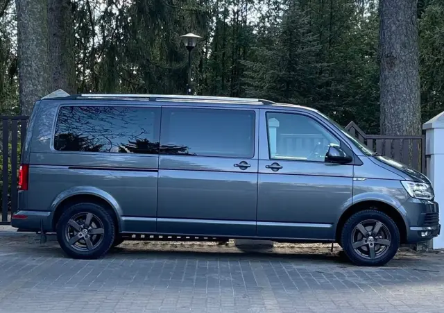 VOLKSWAGEN Caravelle 2.0 TDI L1 Highline DSG