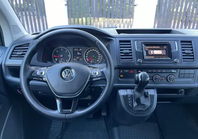 VOLKSWAGEN Caravelle 2.0 TDI L1 Highline DSG