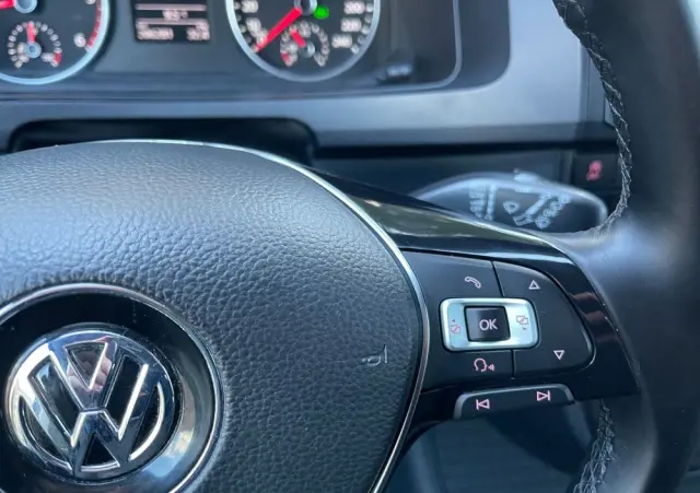 VOLKSWAGEN Caravelle 2.0 TDI L1 Highline DSG