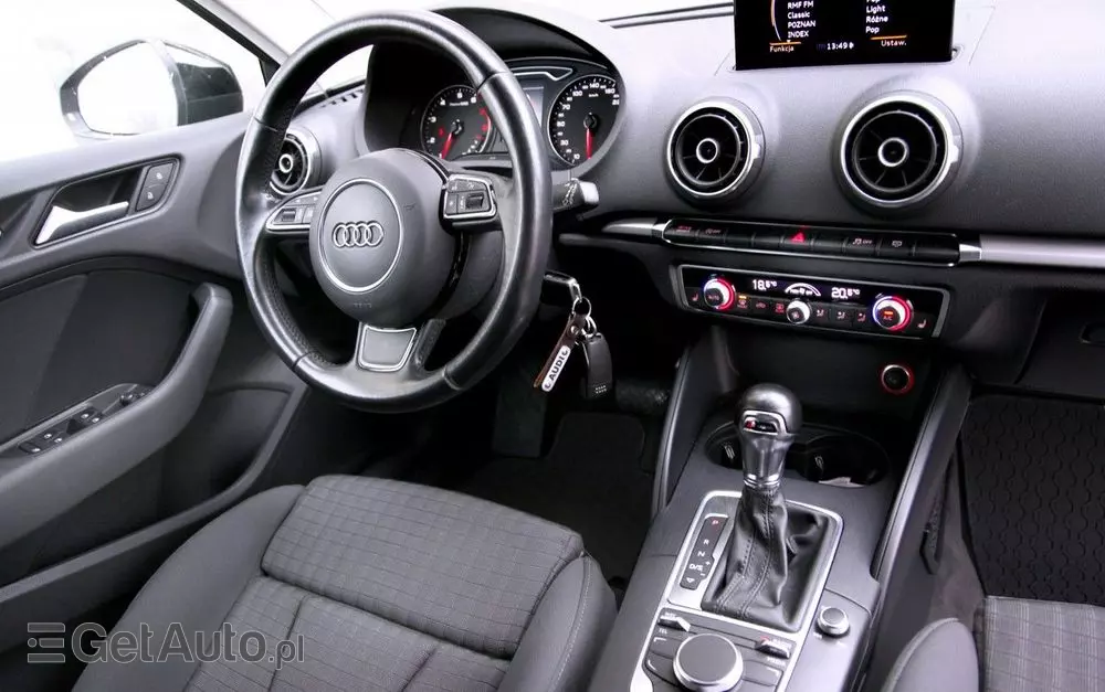 AUDI A3 1.4 TFSI Sportback S tronic Attraction