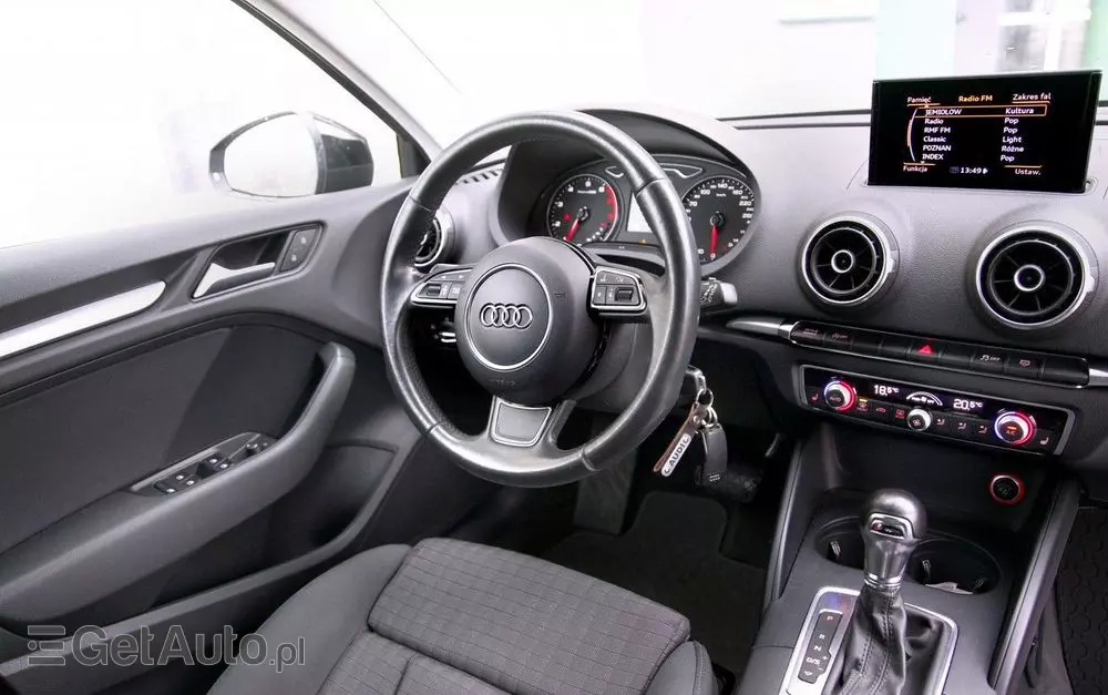 AUDI A3 1.4 TFSI Sportback S tronic Attraction