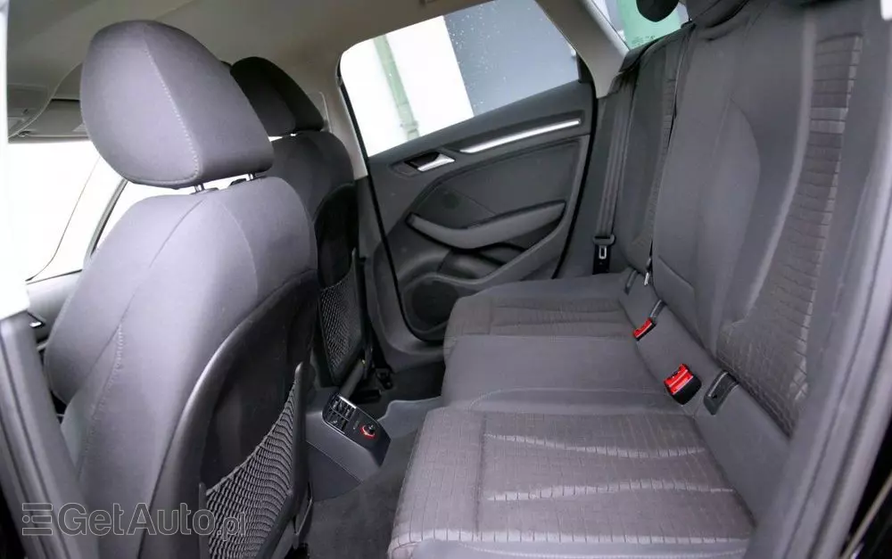 AUDI A3 1.4 TFSI Sportback S tronic Attraction