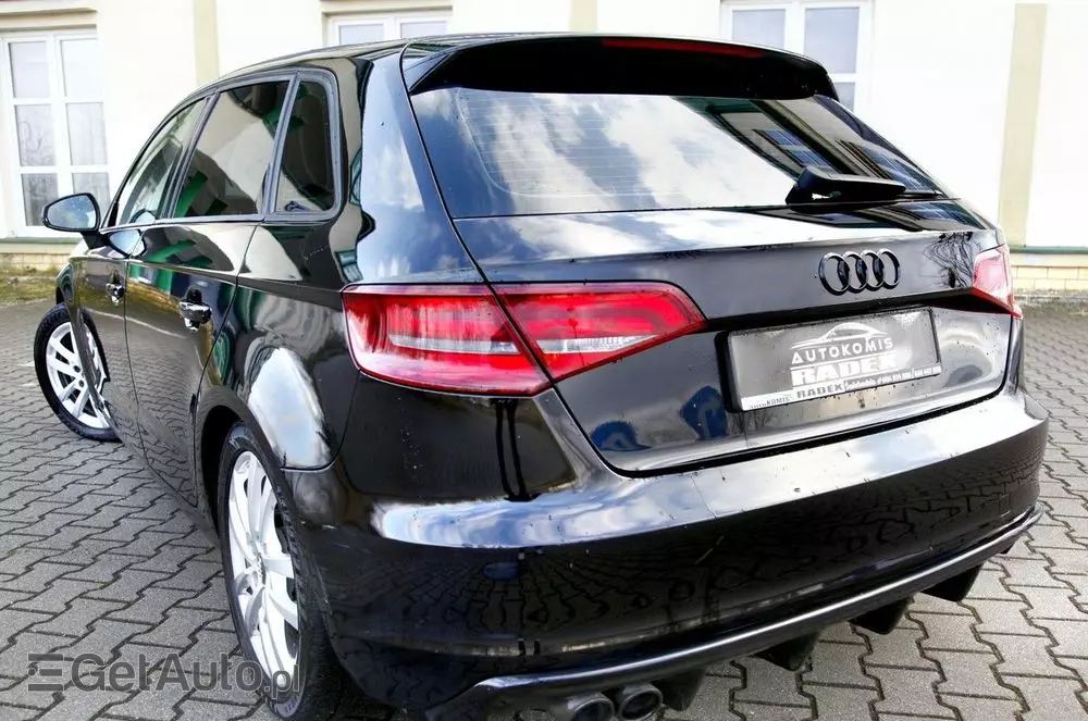 AUDI A3 1.4 TFSI Sportback S tronic Attraction