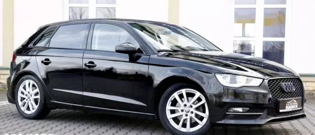 AUDI A3 1.4 TFSI Sportback S tronic Attraction