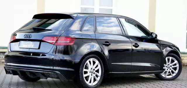 AUDI A3 1.4 TFSI Sportback S tronic Attraction