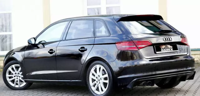 AUDI A3 1.4 TFSI Sportback S tronic Attraction