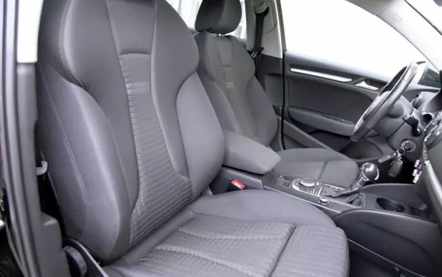 AUDI A3 1.4 TFSI Sportback S tronic Attraction