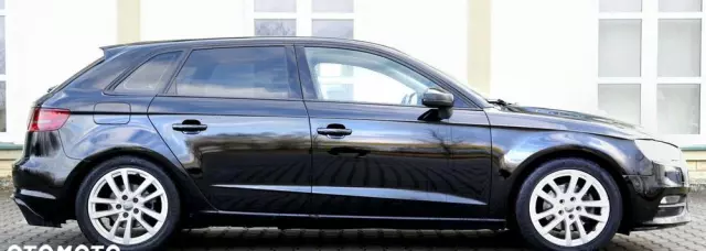 AUDI A3 1.4 TFSI Sportback S tronic Attraction