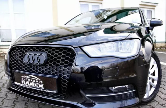AUDI A3 1.4 TFSI Sportback S tronic Attraction