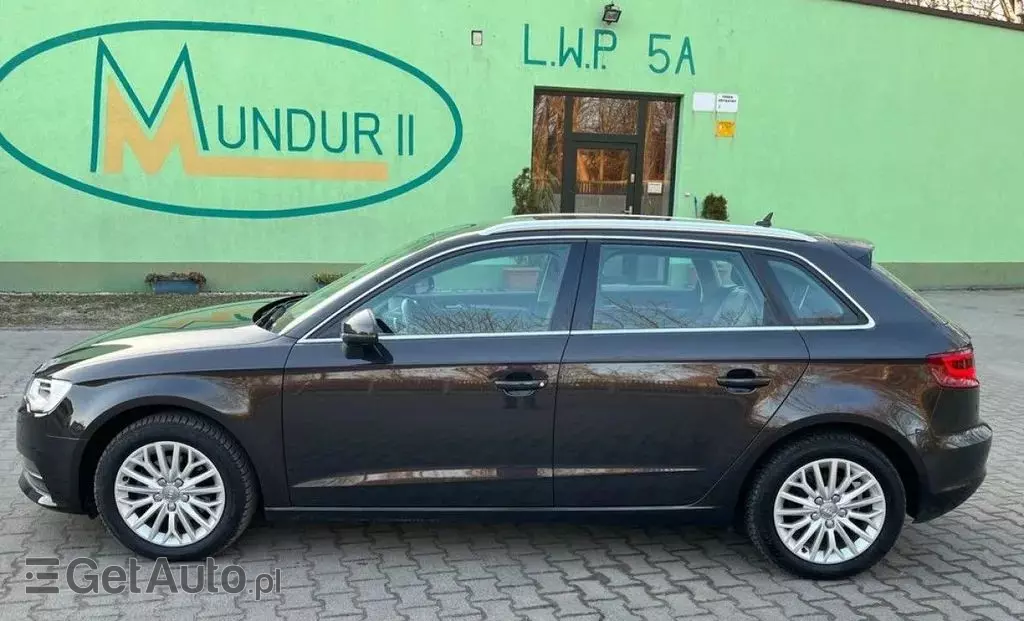 AUDI A3 