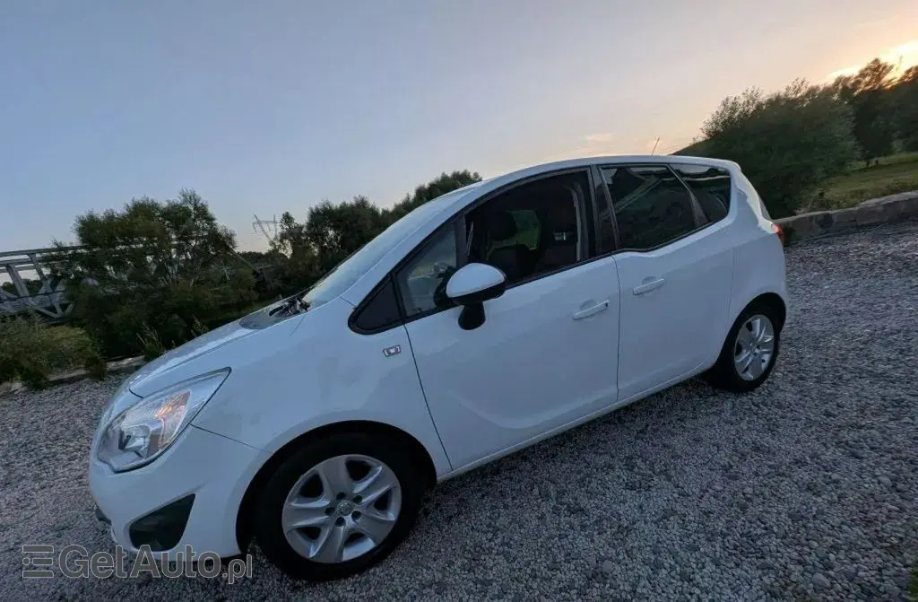 OPEL Meriva 