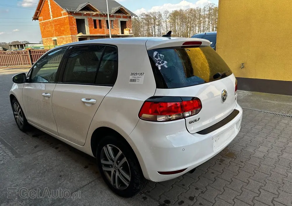 VOLKSWAGEN Golf 1.6 TDI BlueMotion Technology Trendline