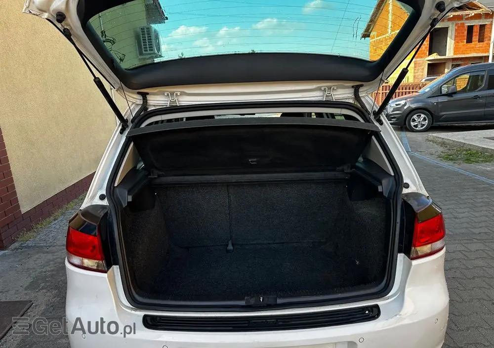 VOLKSWAGEN Golf 1.6 TDI BlueMotion Technology Trendline