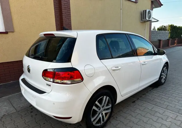 VOLKSWAGEN Golf 1.6 TDI BlueMotion Technology Trendline