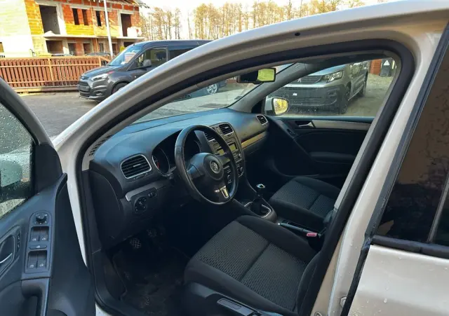 VOLKSWAGEN Golf 1.6 TDI BlueMotion Technology Trendline