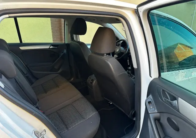 VOLKSWAGEN Golf 1.6 TDI BlueMotion Technology Trendline