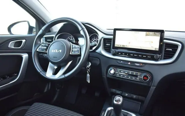 KIA Ceed 1.5 T-GDI M