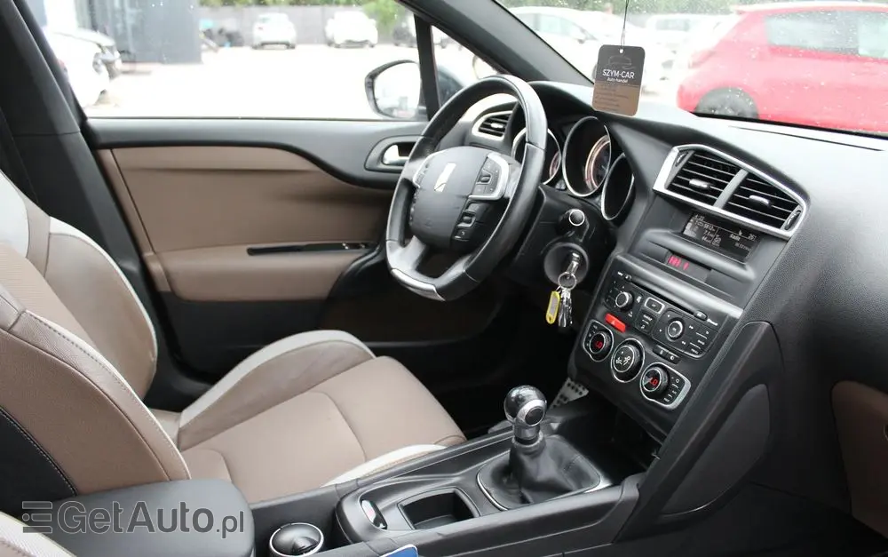 CITROËN DS4 1.6 VTi SoChic