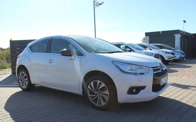 CITROËN DS4 1.6 VTi SoChic