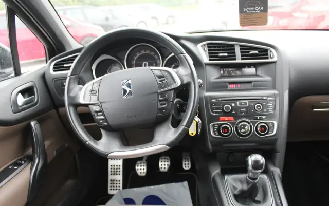 CITROËN DS4 1.6 VTi SoChic