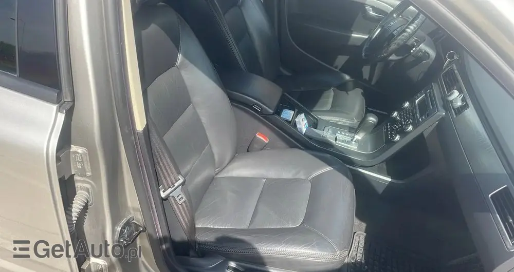 VOLVO XC 70 D5 AWD Kinetic