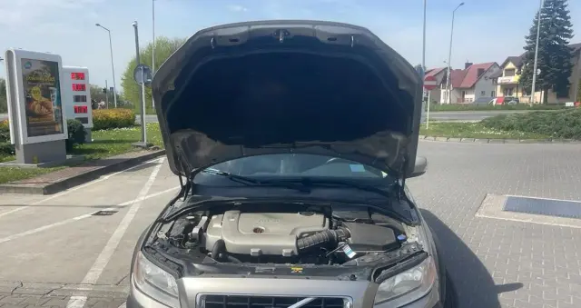 VOLVO XC 70 D5 AWD Kinetic