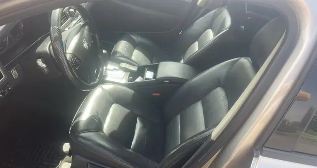 VOLVO XC 70 D5 AWD Kinetic