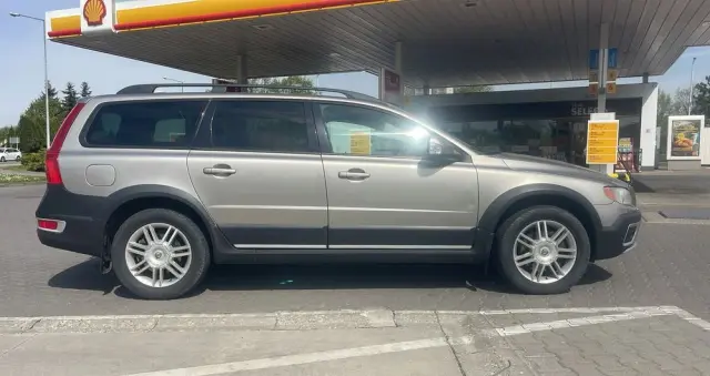 VOLVO XC 70 D5 AWD Kinetic