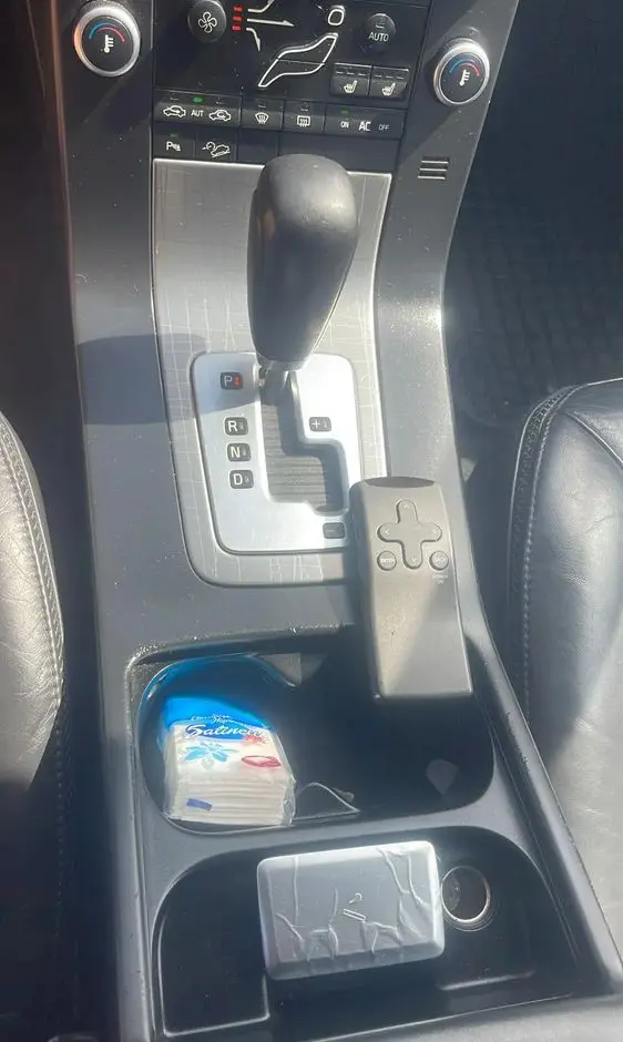 VOLVO XC 70 D5 AWD Kinetic