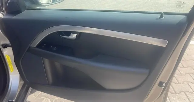 VOLVO XC 70 D5 AWD Kinetic