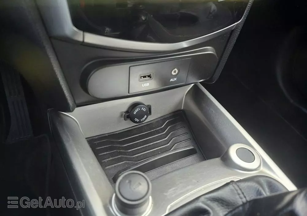 SSANGYONG/KGM Tivoli 