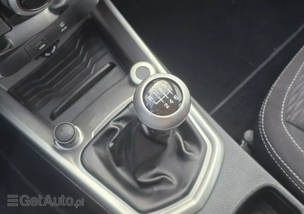 SSANGYONG/KGM Tivoli 