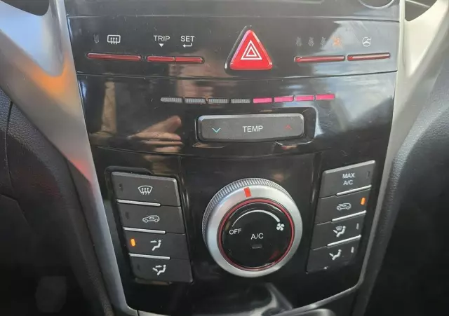 SSANGYONG/KGM Tivoli 