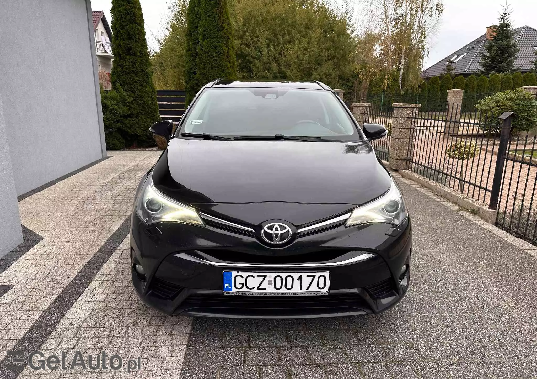 TOYOTA Avensis 2.0 D-4D Premium