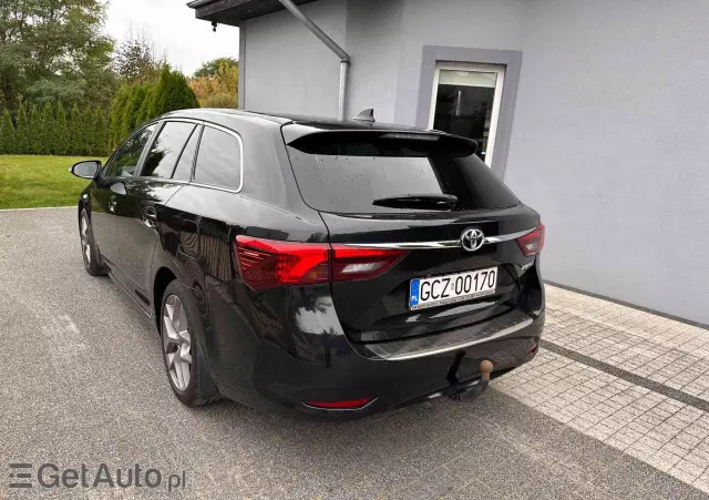 TOYOTA Avensis 2.0 D-4D Premium