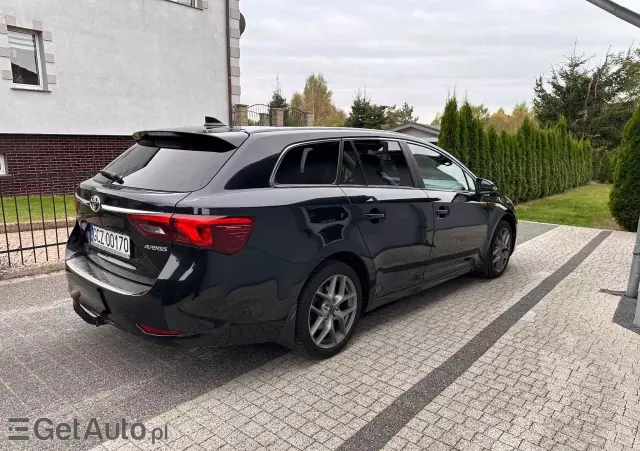 TOYOTA Avensis 2.0 D-4D Premium